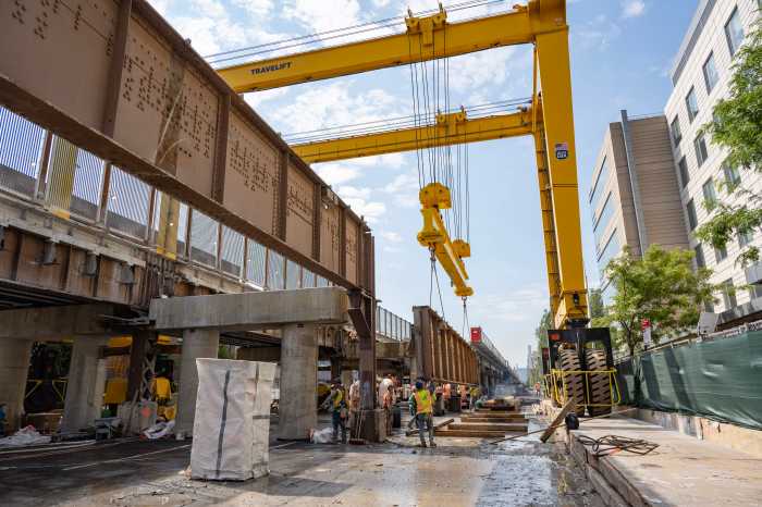 Park Avenue Viaduct reaches key milestone in reconstruction work for Metro-North 2 construction work with yellow gantries