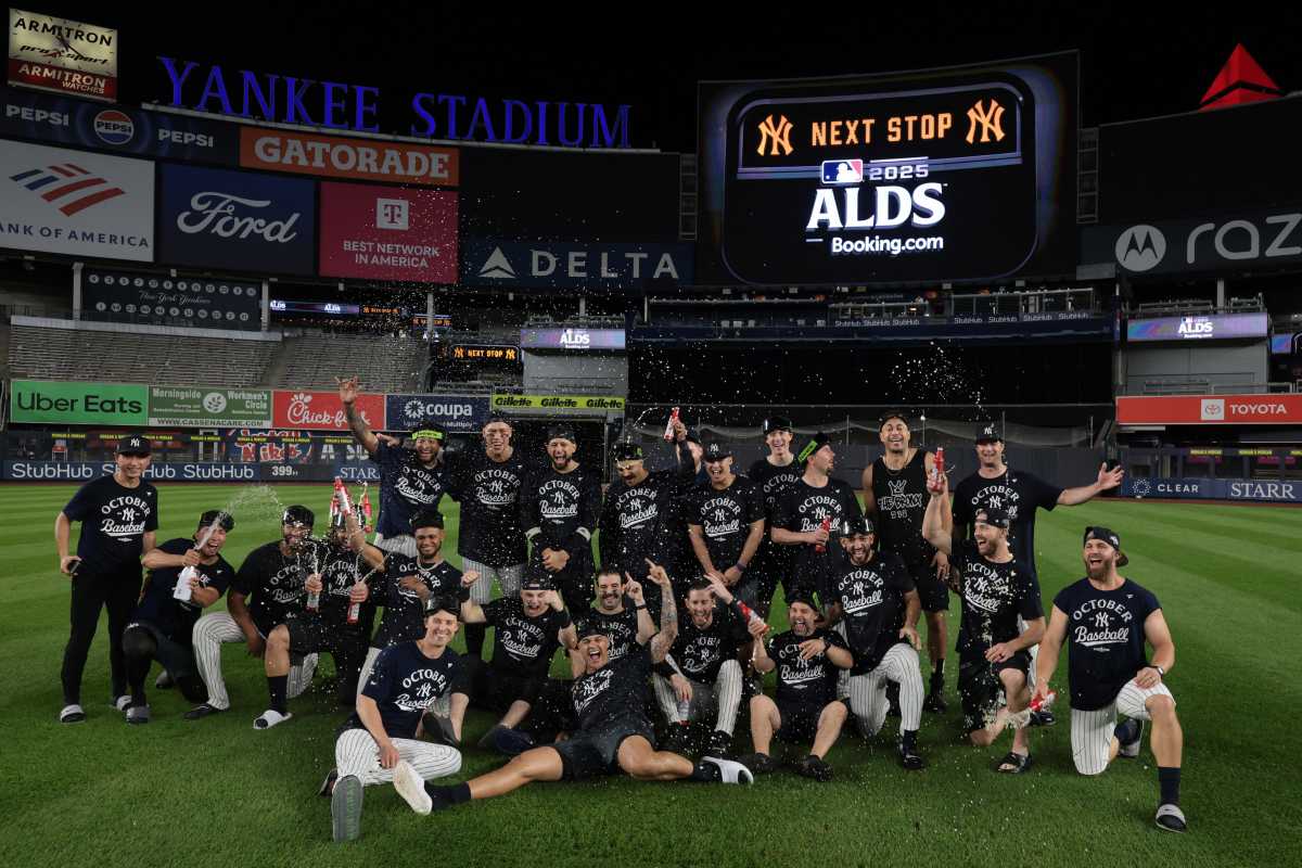 Yankees celebrate AL Wild Card Series clinch Game 3 Red Sox Yankee Stadium