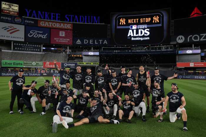 Yankees celebrate AL Wild Card Series clinch Game 3 Red Sox Yankee Stadium