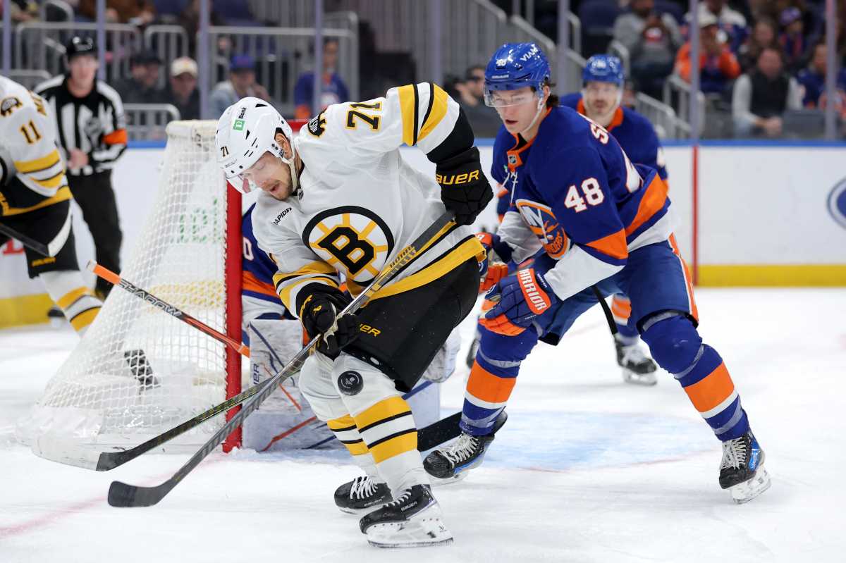 Islanders cough up lead late, fall in shootout to Bruins | amNewYork