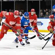 Rangers notebook: A tight loss to Detroit, Quick makes 40 saves, more 10 Rangers Red Wings scrum Vincent Trocheck