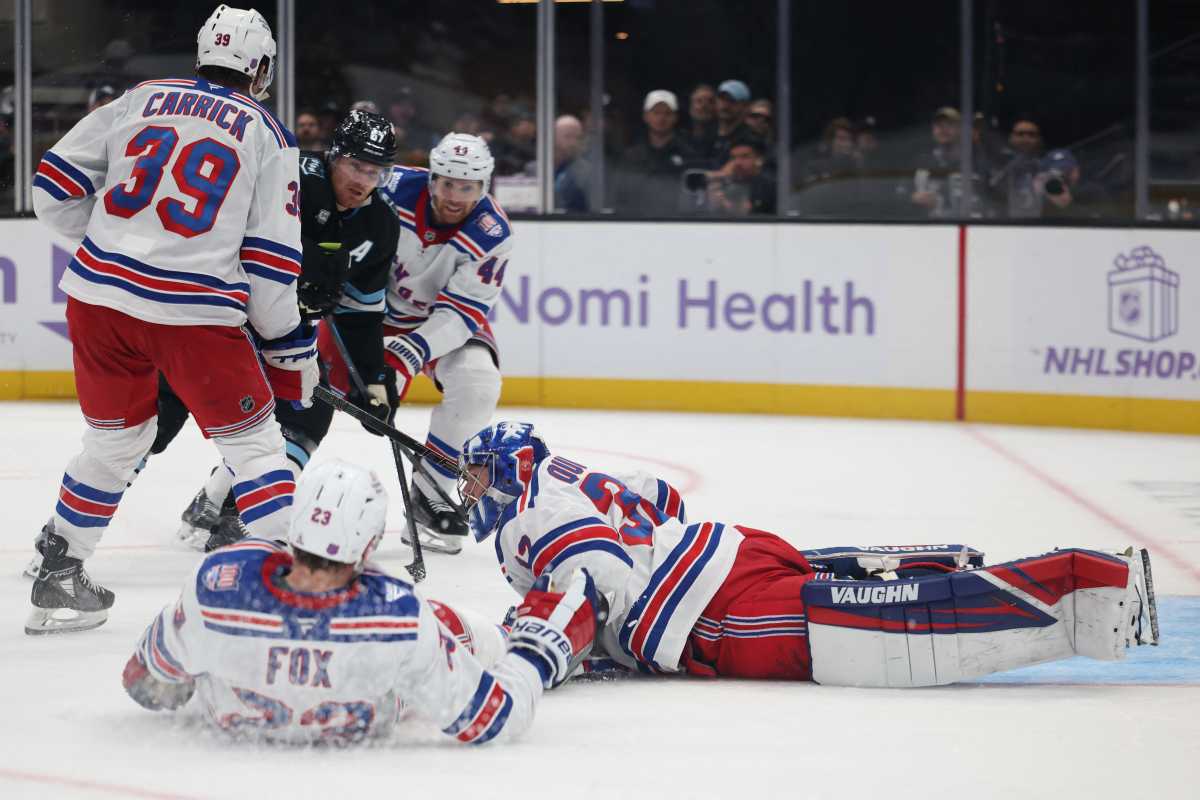 Rangers owe Jonathan Quick an apology after loss to Mammoth, losing streak hits 4 | amNewYork