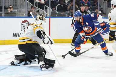 Kyle Palmieri Islanders Bruins Swayman