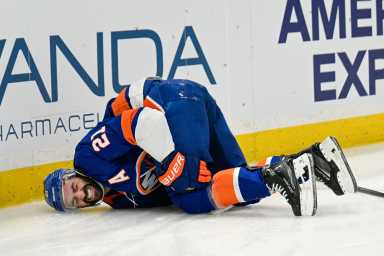 Kyle Palmieri Islanders injury Flyers
