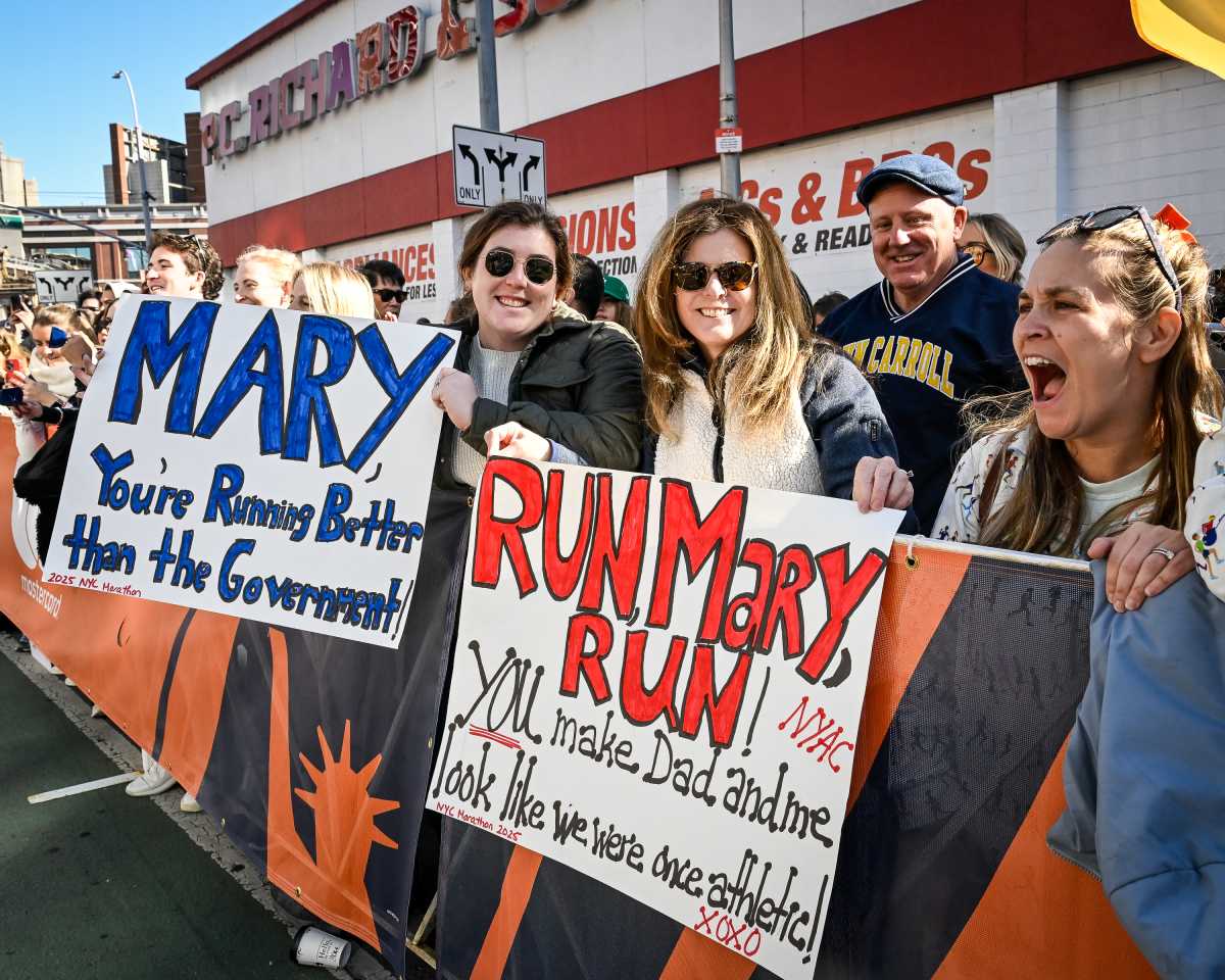 NYC MARATHON: Perfect weather and energized New Yorkers greet 55,000 runners for the great five-borough race 7