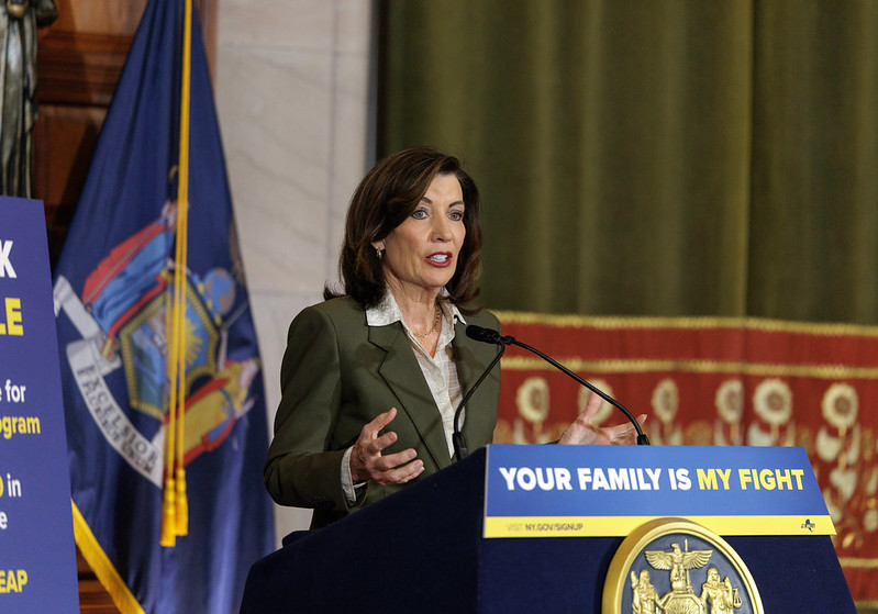 2026 Governor's race: Hochul holds big lead on Stefanik in new poll but loses some ground | amNewYork