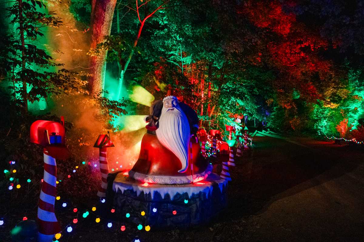 Tinsel, tunes and Tchaikovsky: Holiday shows light up New York 3 Tim Burton the Nightmare before christmas holiday show