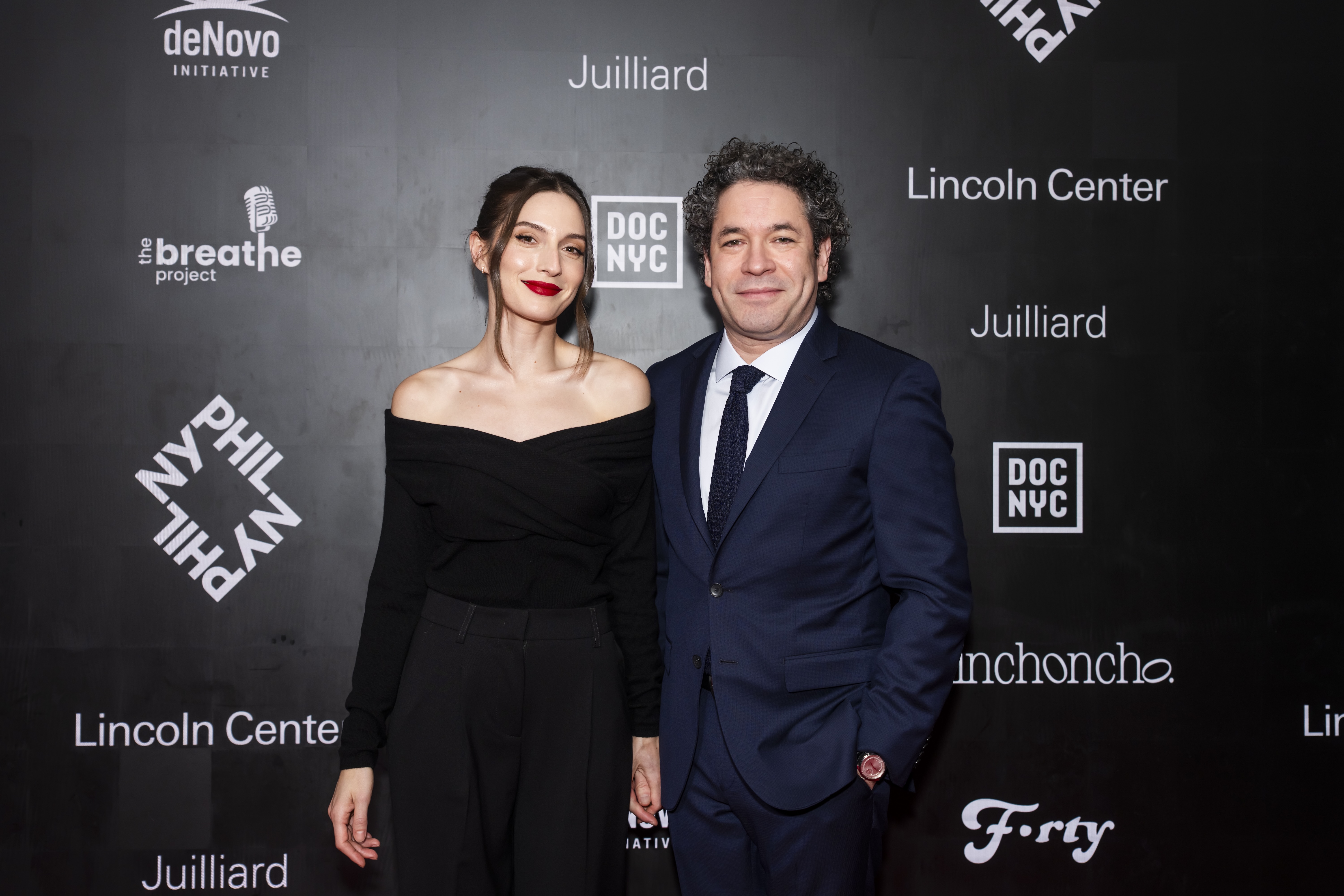 New York Philharmonic hosts premiere of El Canto de Las Manos directed by María Valverde, starting Gustavo Dudamel at David Geffen Hall