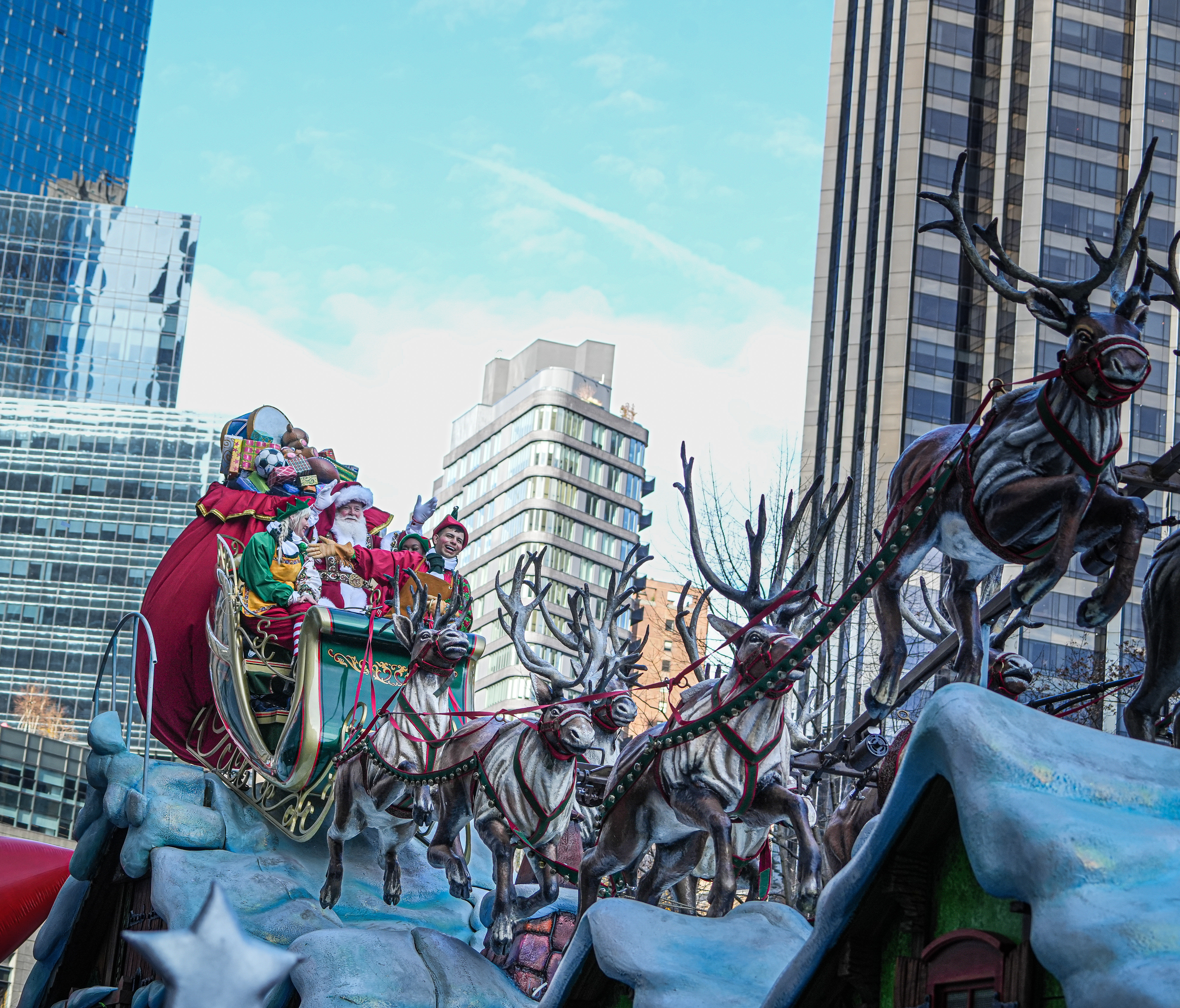 As always, Santa Claus closed out the Macy's Thanksgiving Day Parade.