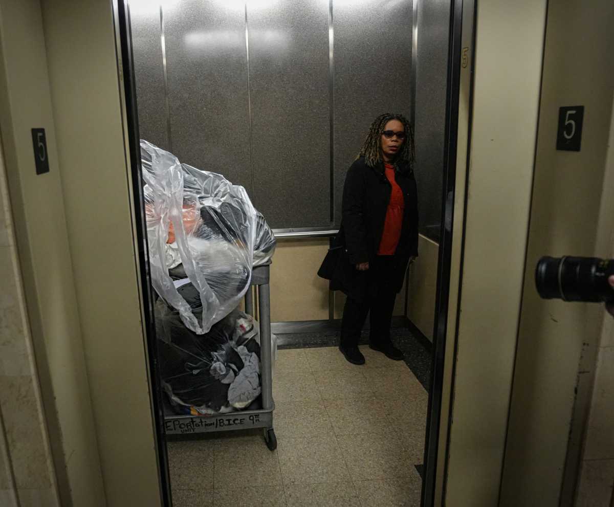 The mystery of 26 Federal Plaza's fifth floor: Volunteers say ICE is taking more immigrants during routine check-ins out of view of observers and press 4