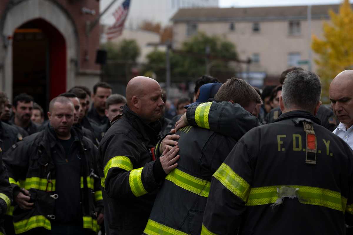 Firefighter in Brooklyn dies after suffering medical episode while battling blaze 4