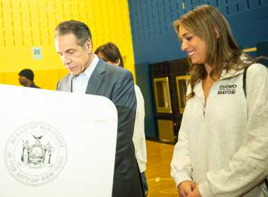 Andrew Cuomo votes in NYC mayor's race
