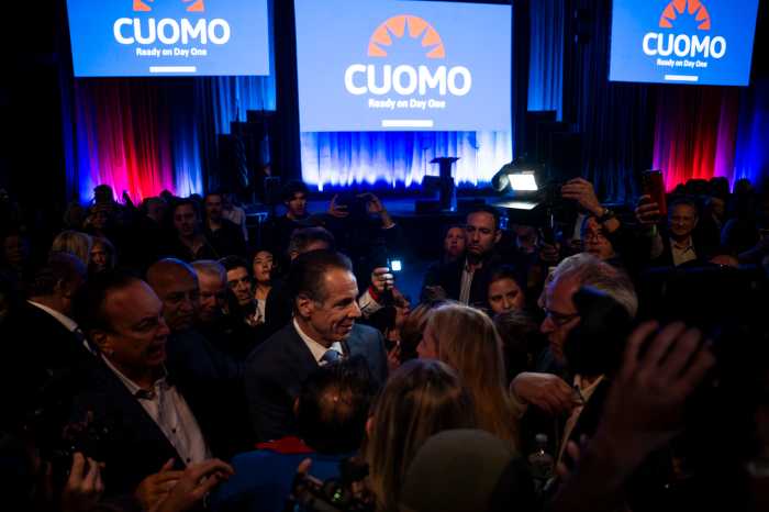 Andrew Cuomo concedes NYC mayoral race, congratulates Mayor-elect Mamdani after polls closed 9 Swarmed by supporters as he left the building, Andrew Cuomo was greeted by well-wishers hoping it is not the end of his political career.