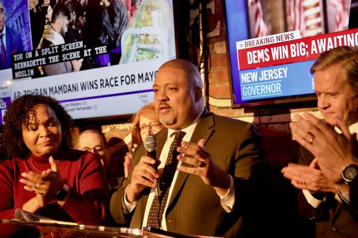Manhattan DA Alvin Bragg cruises to second term in three-way race 3