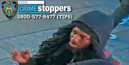 Assailant slashes teen's face in Times Square after asking if he is in a gang: cops 4