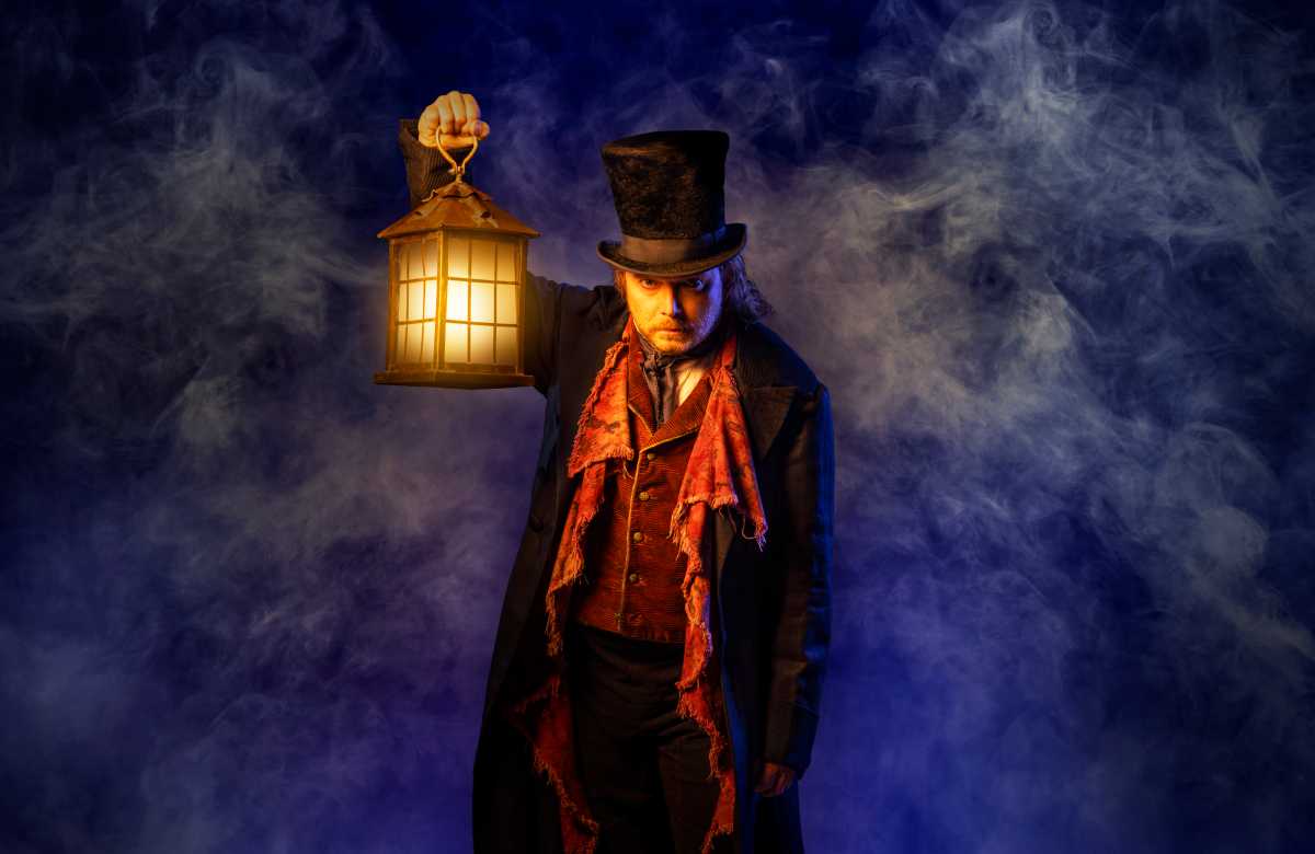 Tinsel, tunes and Tchaikovsky: Holiday shows light up New York 4