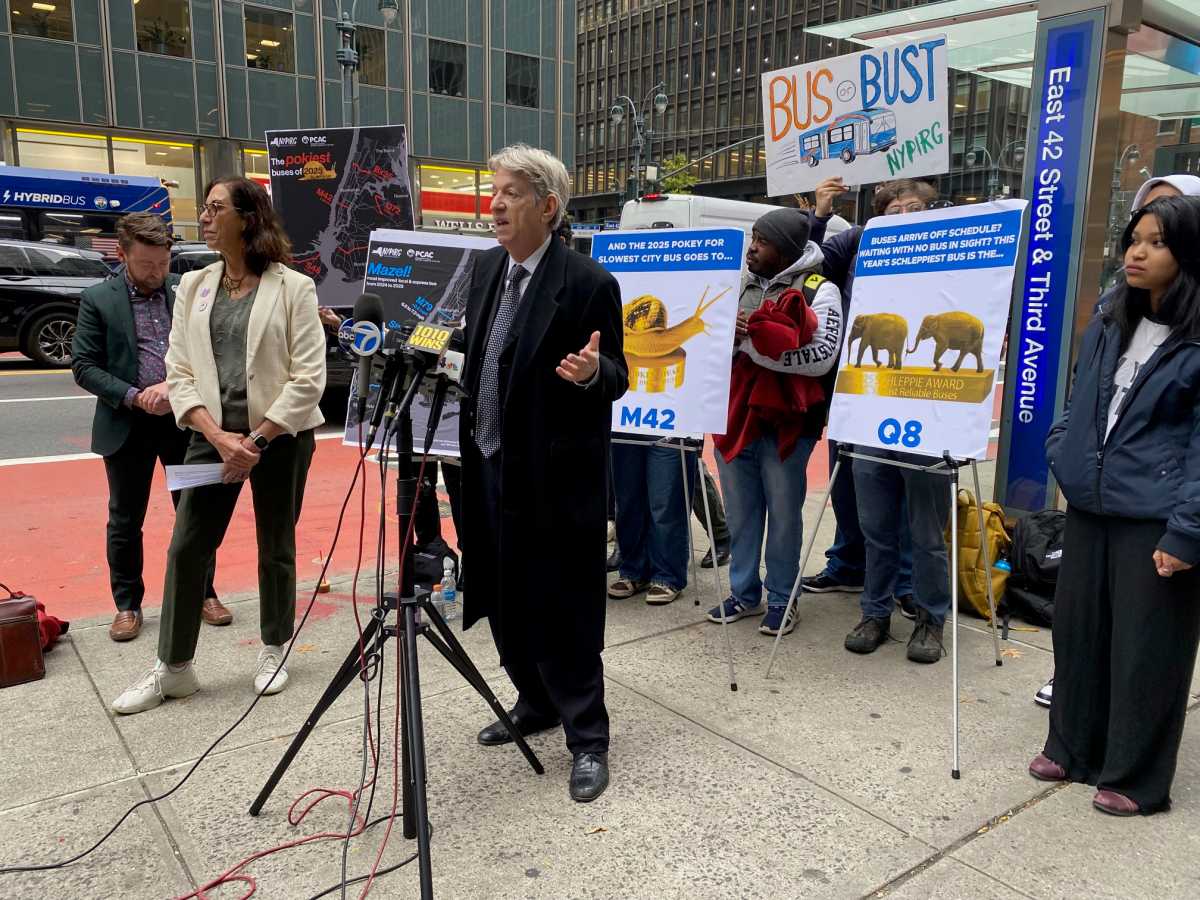 Snail trail: Transit advocates dole out awards for the worst bus lines in NYC