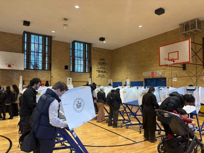 VOTE TODAY! Polls are now open in pivotal NYC Mayor's Race between Zohran Mamdani, Andrew Cuomo and Curtis Sliwa 2