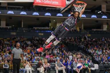 Jan 10, 2025; Orlando, FL, USA; Harlem Globetrotters at Addition Financial Arena.