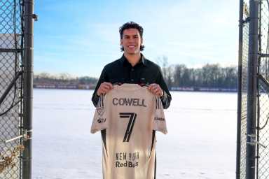 Cade Cowell Red Bull New York signs