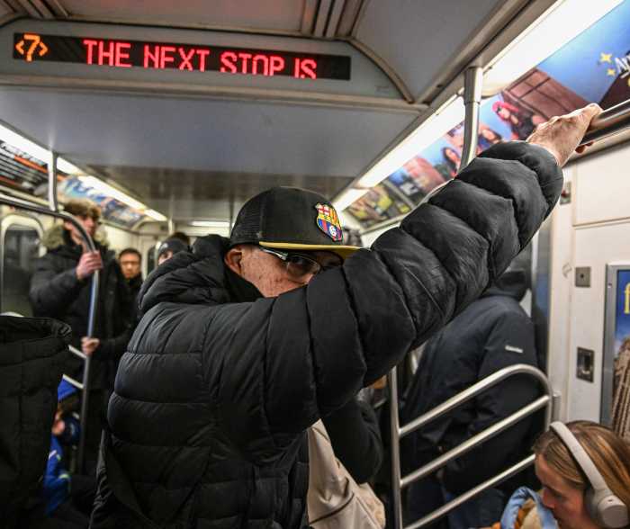Same hands, same crimes: Over half of pickpockets cuffed by special police unit are recidivists, NYPD says 2 Member of NYPD Pickpocket Unit riding the subways
