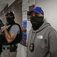 Pols seek answers from feds over ICE raid in Washington Heights that saw masked agents injure NYPD officers 4 Masked ICE agents at Federal Plaza