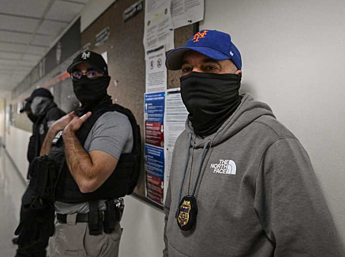 Pols seek answers from feds over ICE raid in Washington Heights that saw masked agents injure NYPD officers 1 Masked ICE agents at Federal Plaza