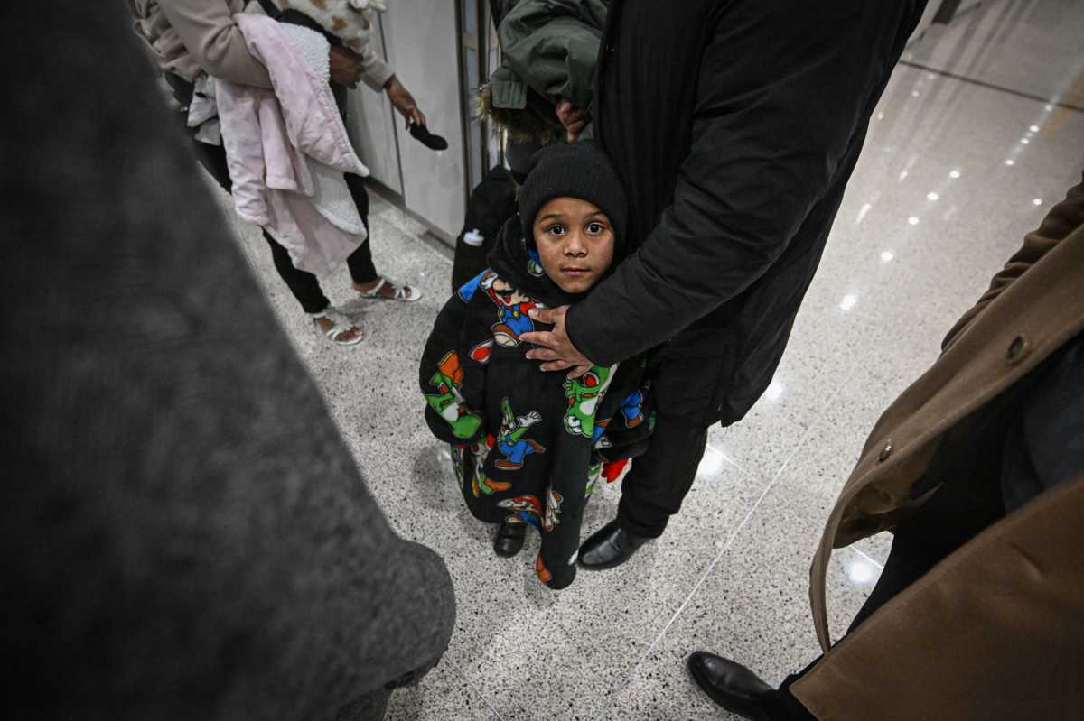 Prayers and sighs of relief: How fear of ICE check-ins at Federal Plaza lead to tense moments for family members and advocates 6