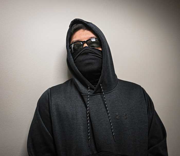 Masked ICE agent at Federal Plaza amid immigration crackdown