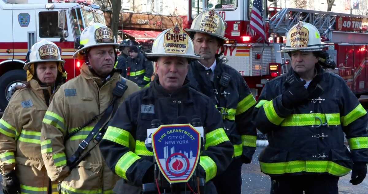 Upper West Side four-alarm fire leaves two residents, one firefighter injured 2 FDNY personnel speaks about four-alarm fire on Upper West Side