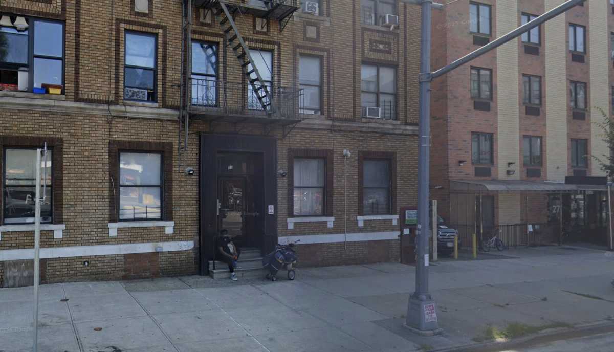 Brooklyn murder mystery: Man's suspicious death in his apartment ruled a homicide 2 scene in Brooklyn where man was found dead