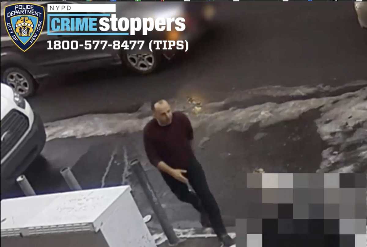 Brooklyn assault: Cops hunting for man suspected of smashing 10-year-old boy's head into windshield during argument  amNewYork