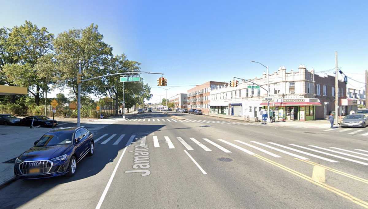 Moped rider dies after colliding with SUV at Queens intersection: cops  amNewYork