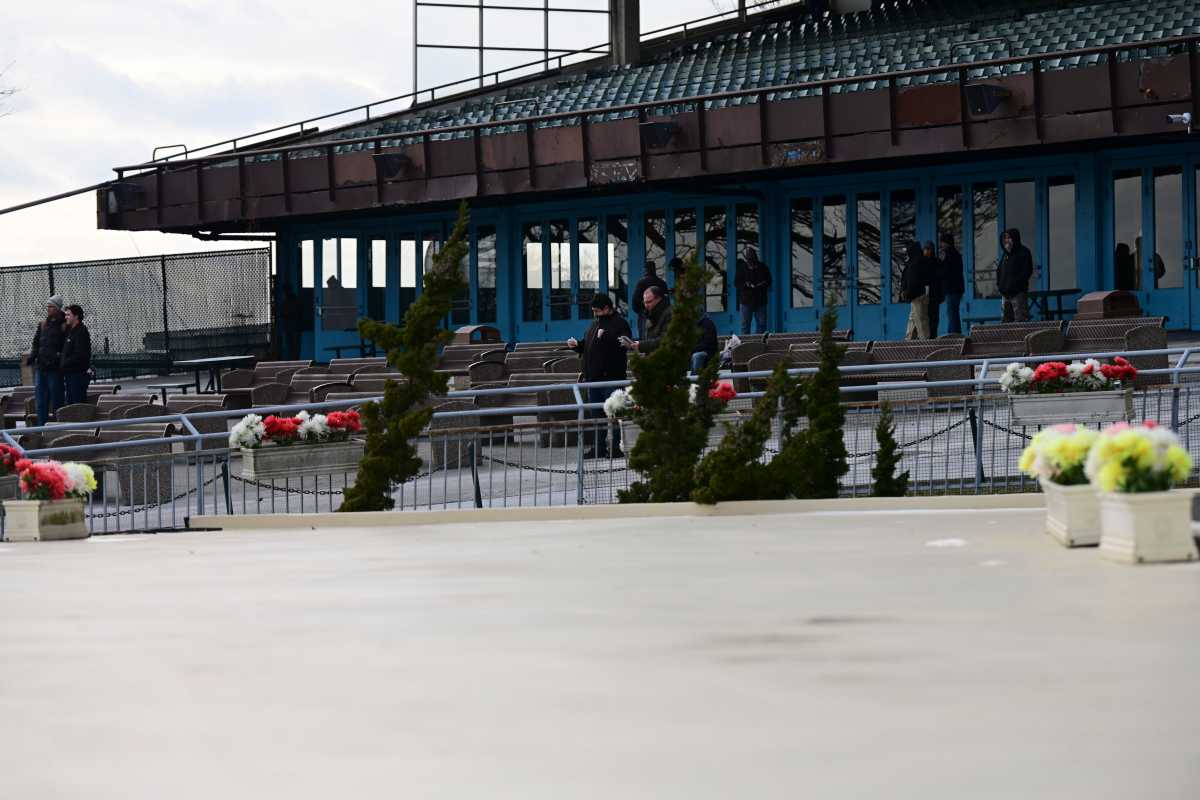 Horse racing in New York set for dramatic change in 2026 with opening of new Belmont Park, closing of Aqueduct this summer 4 Aqueduct Racetrack grandstand