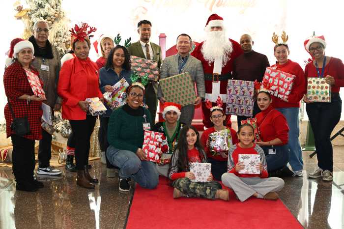 NYC Health + Hospitals/Metropolitan recently hosted its annual holiday toy drive, distributing more than 600 toys to children and families in East Harlem and nearby communities.