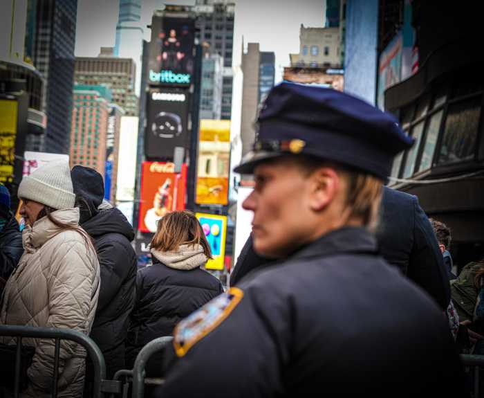 New Year's Eve: NYPD surging cops into Times Square, will implement additional security screenings as city welcomes 2026 4 NYPD officers in Times Square ahead of New Year's Eve