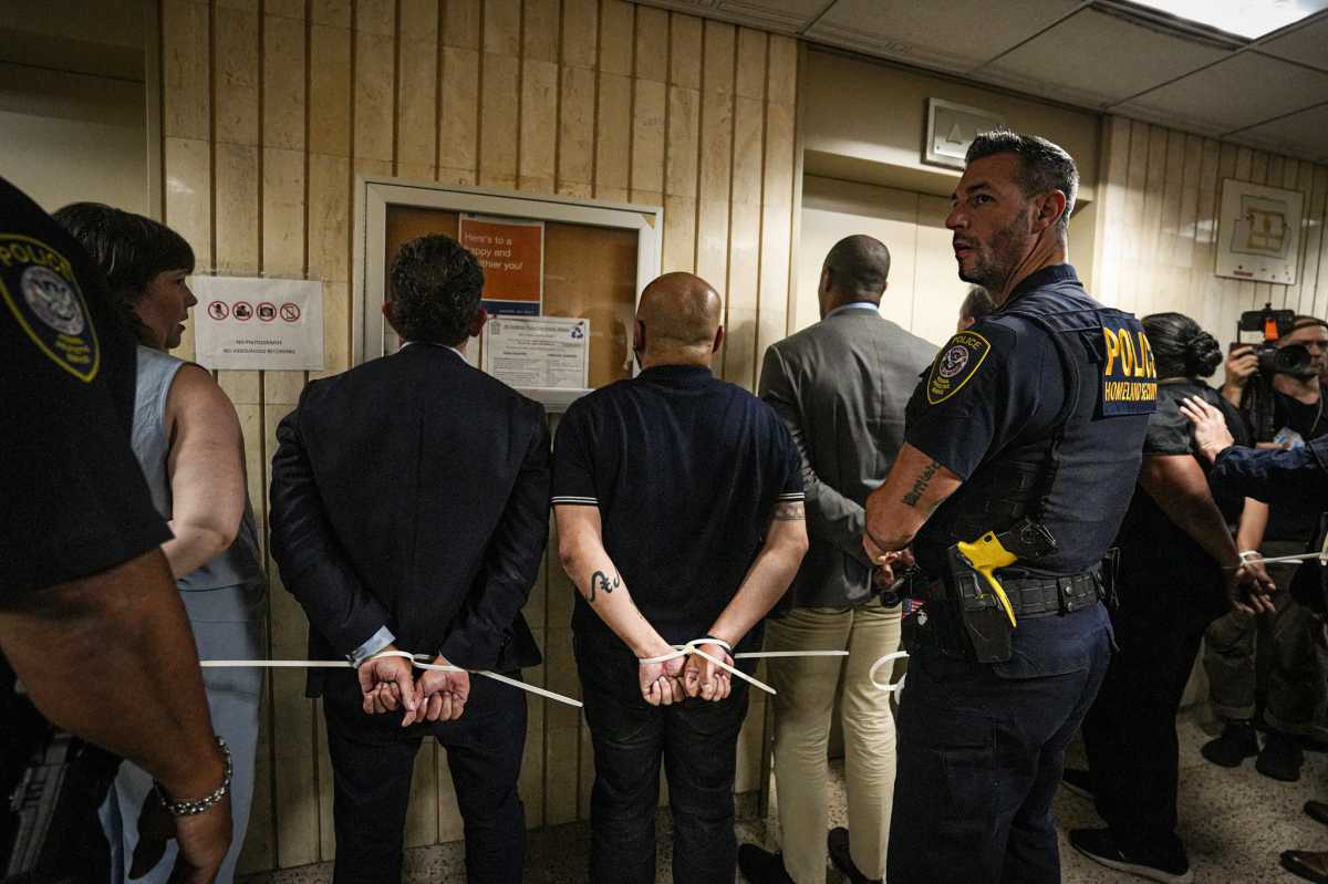 2025 in photos: The year ICE came to New York City 26