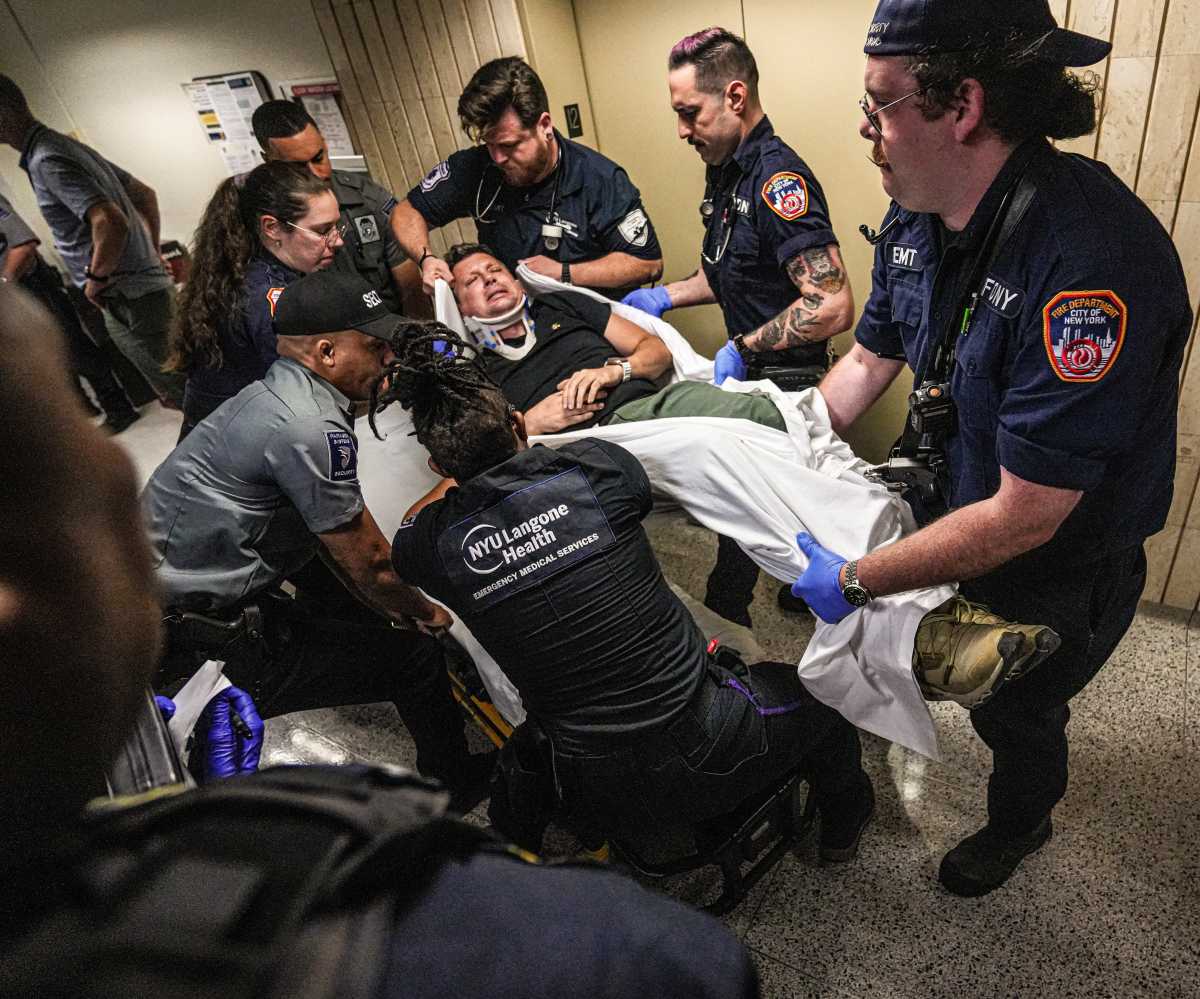 2025 in photos: The year ICE came to New York City 32