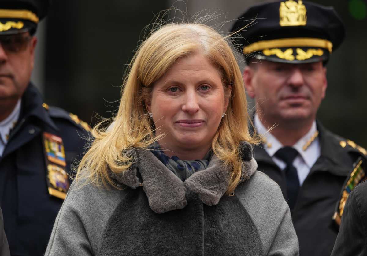 New Year's Eve: NYPD surging cops into Times Square, will implement additional security screenings as city welcomes 2026 2