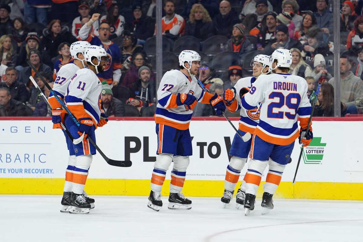 Islanders use one night in Philly to stabilize  amNewYork