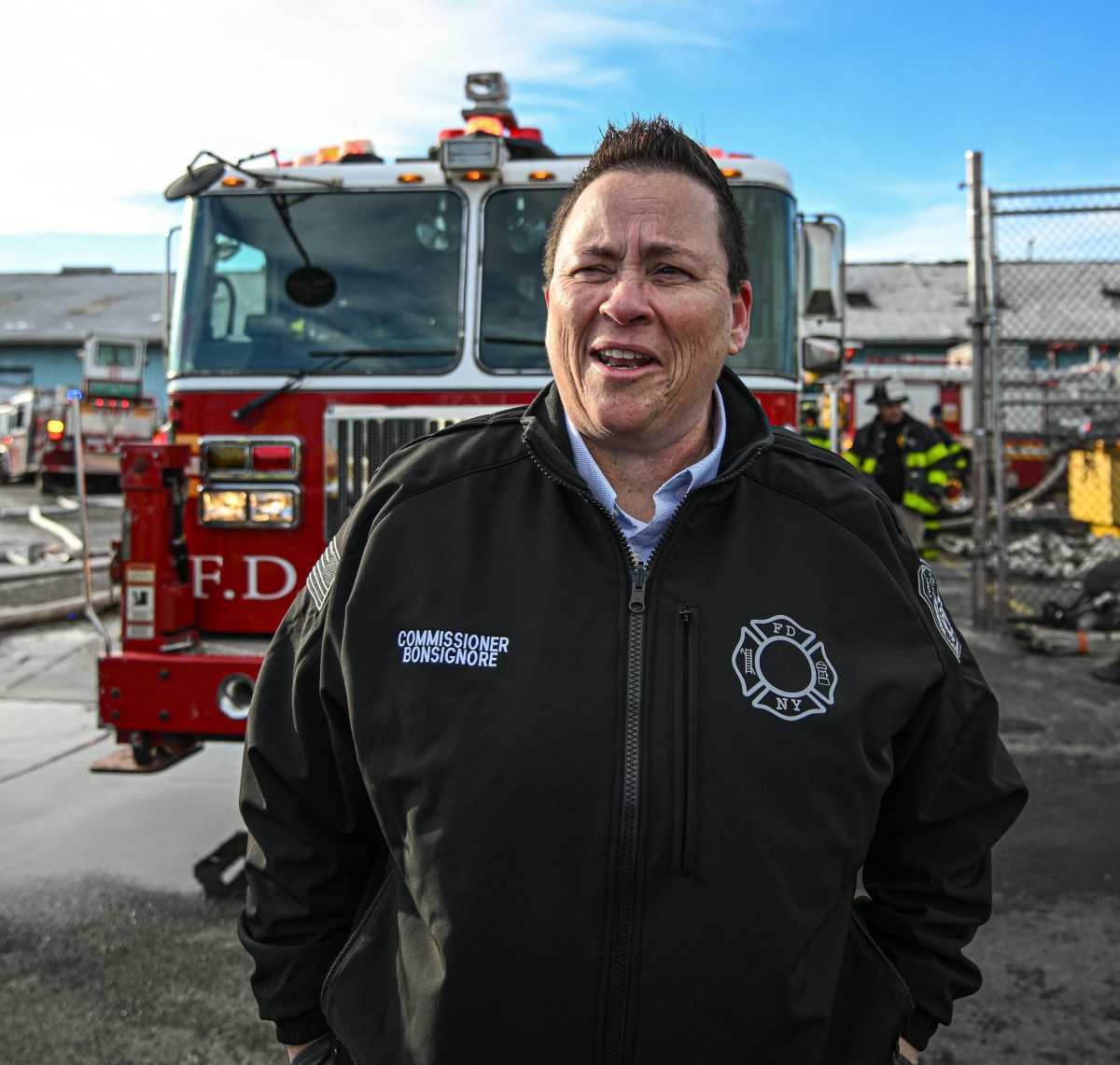 Four-alarm Brooklyn fire rips through warehouse on the waterfront 4