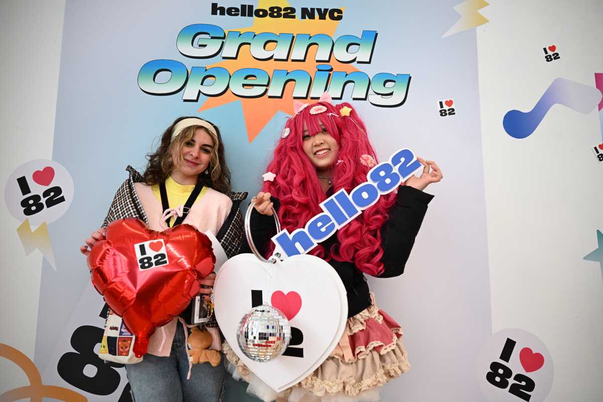 ‘Wherever You Are,’ Now in NYC: hello82 ribbon cutting marks official SoHo fan space with grand opening 2 hello82 celebrated a grand opening of their new SoHo fan space.