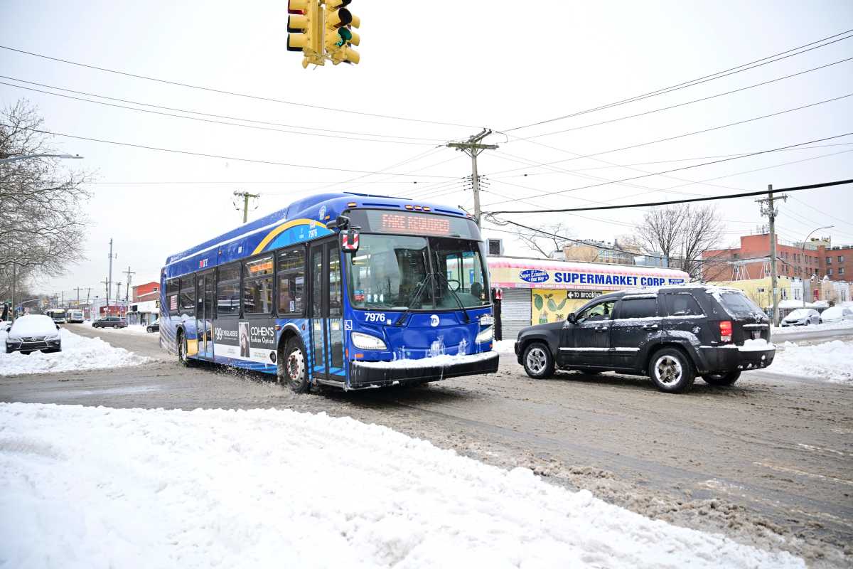 Still digging out: Mamdani says city has cleared mounds of snow from 100% of bus stops with shelters, days after winter storm