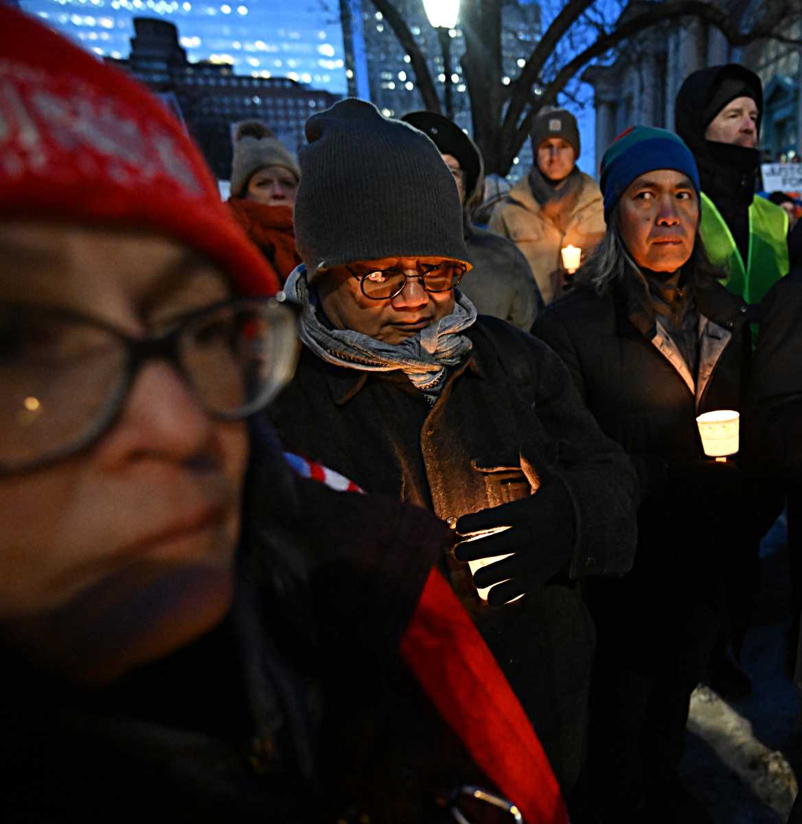 New Yorkers hold candlelight vigil at VA Hospital to honor Alex Pretti, Minneapolis nurse shot dead by ICE agents 13
