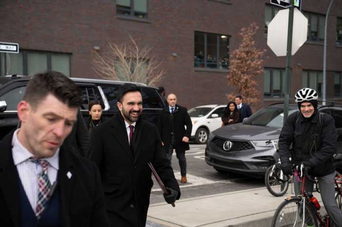 Mamdani's federal security clearance still pending as city coordinates on Maduro case 2