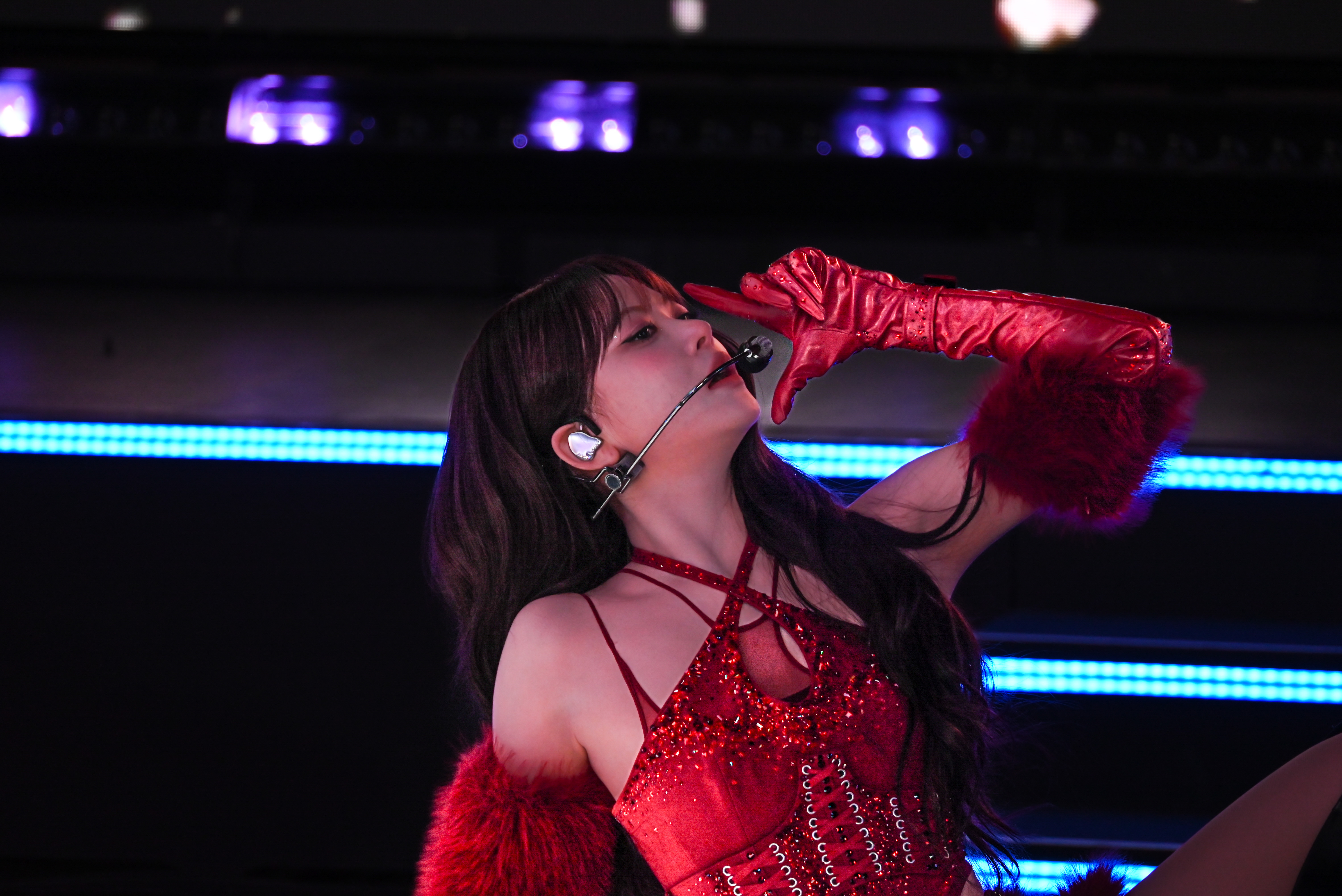 LE SSERAFIM rings in the New Year with a ‘CRAZY’ Times Square performance 7 EUNCHAE of LE SSERAFIM