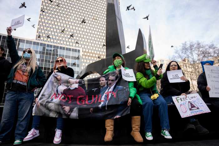 Luigi Mangione's lawyers fight to pick apart federal case that could carry death penalty 2