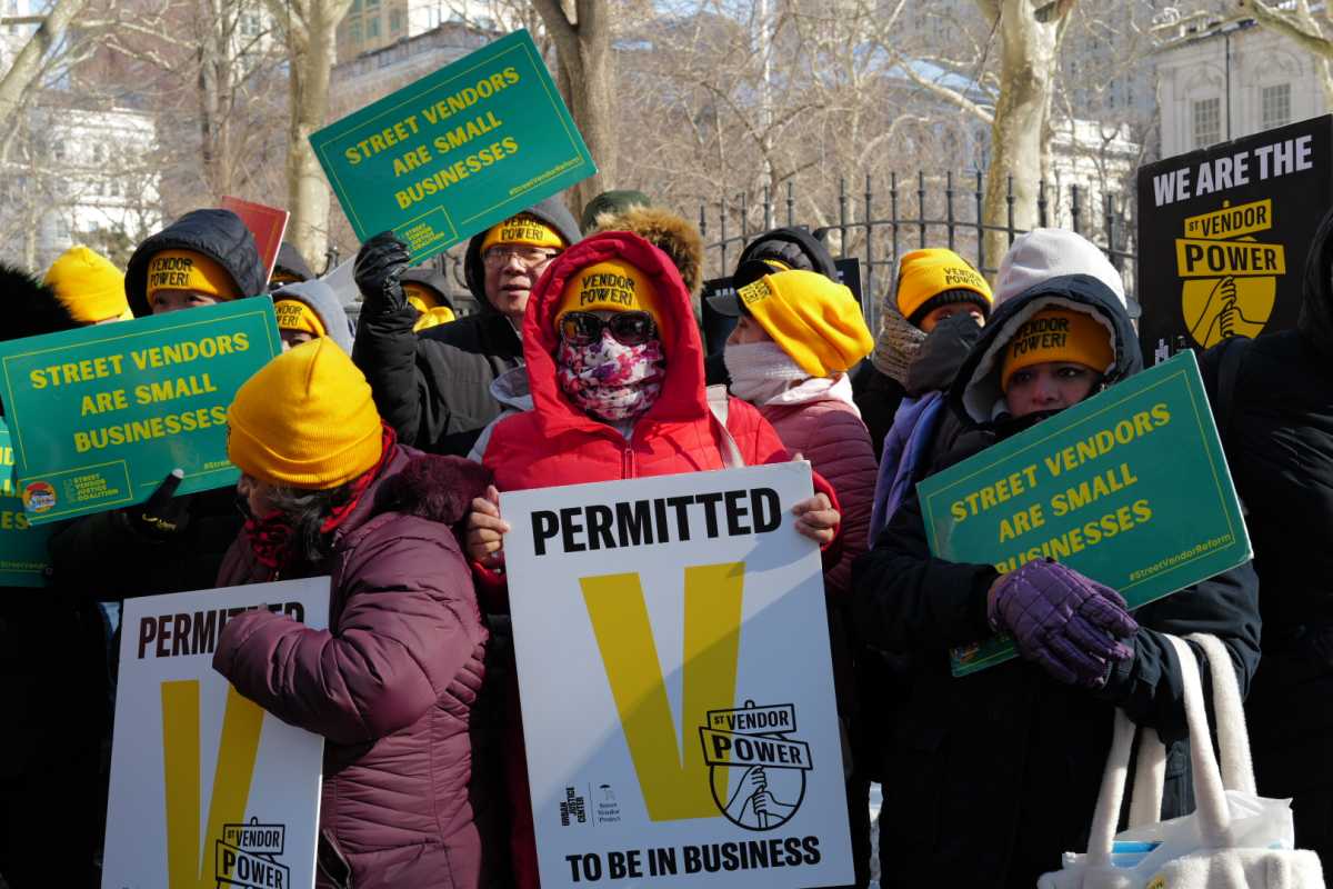 Street vendors rally at City Hall