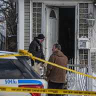 BREAKING: Queens police-involved shooting leaves man seriously wounded, sources say 12 detectives at front door of Queens home after police-involved shooting