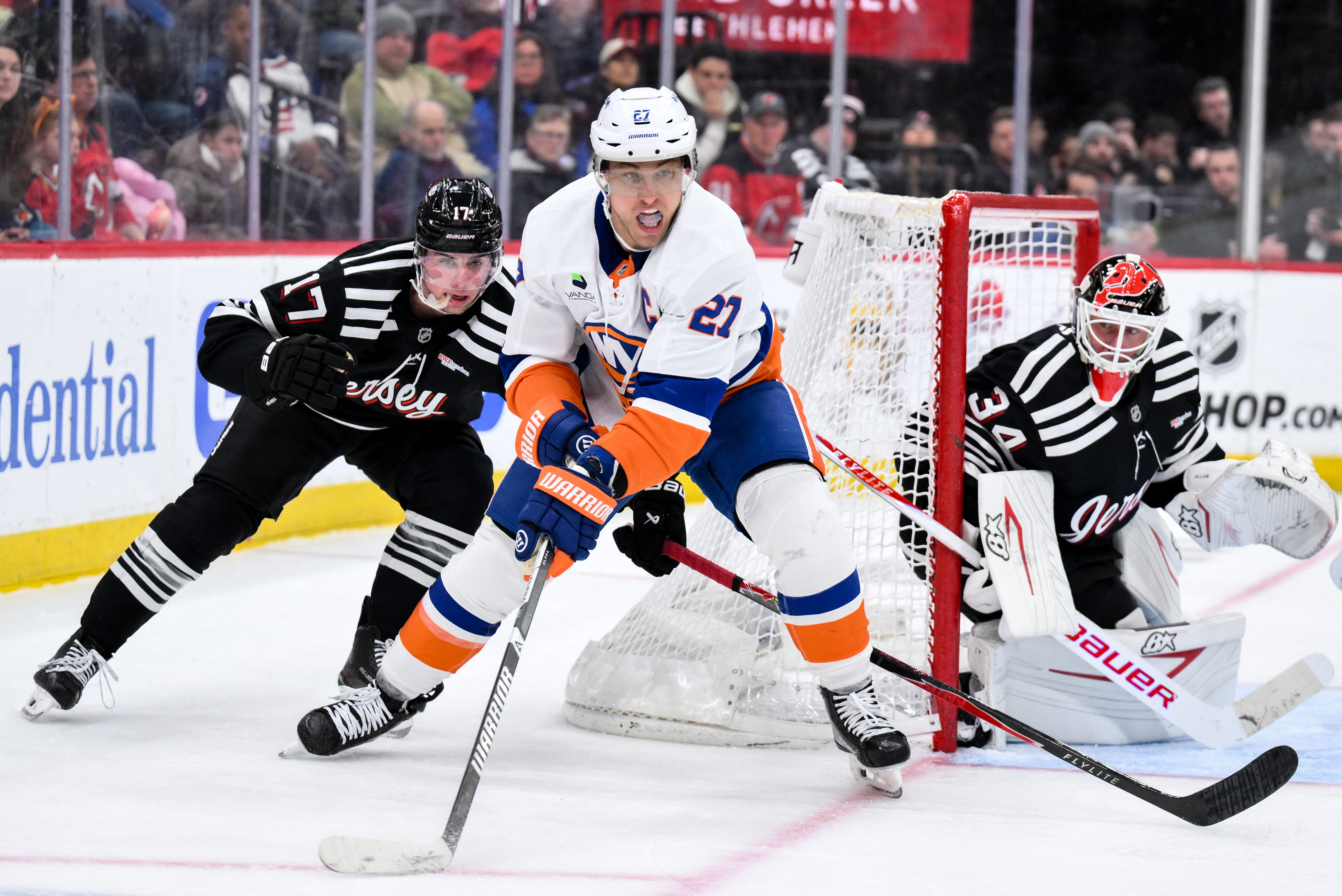 Anders Lee Islanders Devils pre-Olympic finale